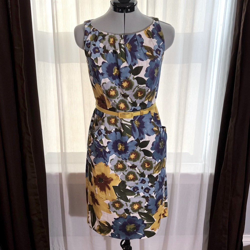 Nine West Women’s Belted Day Dress (with pockets!), Floral, Size 2